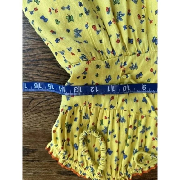 Urban Outfitters Women’s floral sleeveless romper size Medium yellow N08… - Picture 5 of 9